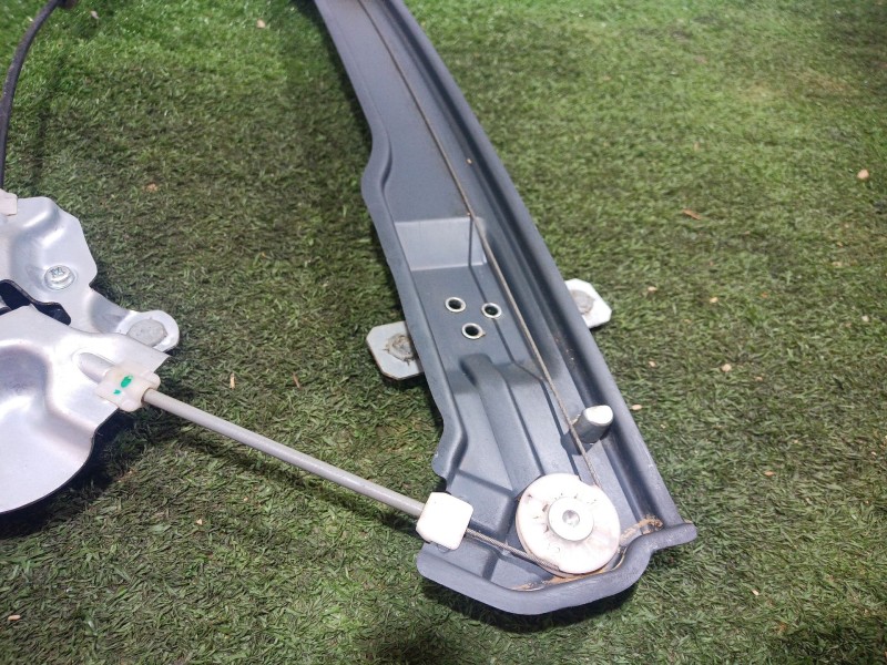 Recambio de elevalunas delantero izquierdo para ssangyong tivoli 1.6 referencia OEM IAM   