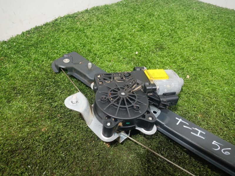 Recambio de elevalunas trasero izquierdo para ssangyong tivoli 1.6 referencia OEM IAM   