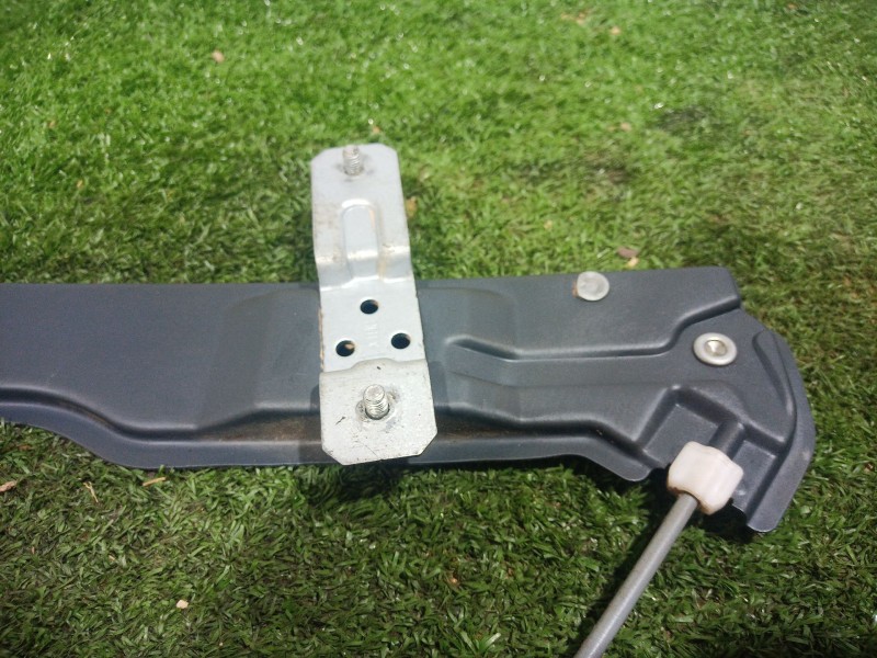 Recambio de elevalunas delantero derecho para ssangyong tivoli 1.6 referencia OEM IAM 98820X1010 98820X1010 98820X1010