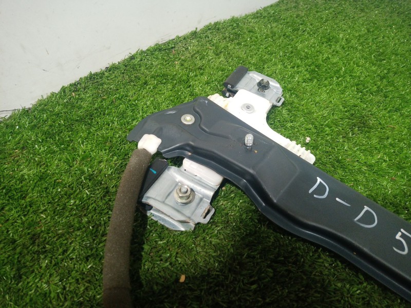 Recambio de elevalunas delantero derecho para ssangyong tivoli 1.6 referencia OEM IAM 98820X1010 98820X1010 98820X1010