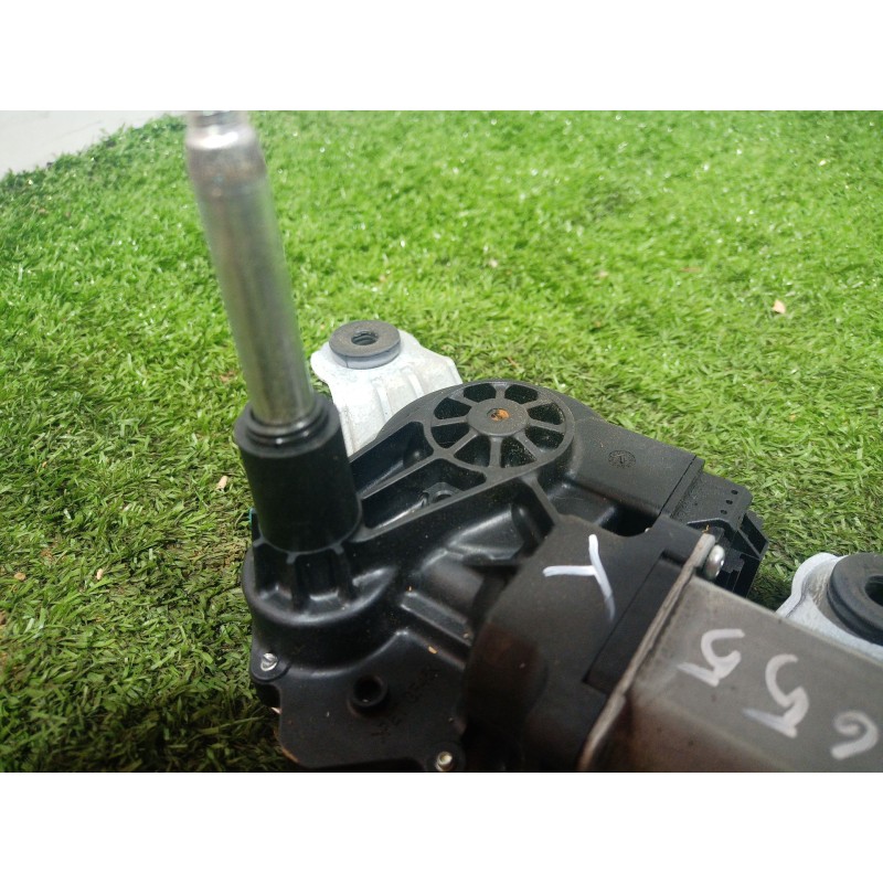 Recambio de motor limpia trasero para ssangyong tivoli 1.6 referencia OEM IAM SINREF SIN REF SIN REF