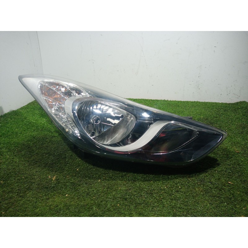 Recambio de faro derecho para hyundai elantra v sedán (md, ud) 1.6 referencia OEM IAM 921023 921023 921023