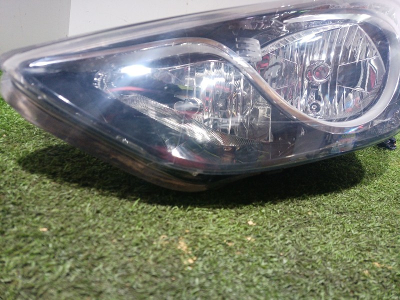 Recambio de faro izquierdo para hyundai elantra v sedán (md, ud) 1.6 referencia OEM IAM 921013 921013 921013