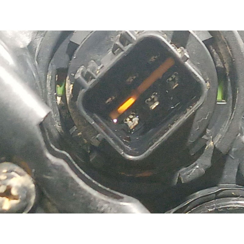 Recambio de faro izquierdo para hyundai elantra v sedán (md, ud) 1.6 referencia OEM IAM 921013 921013 921013