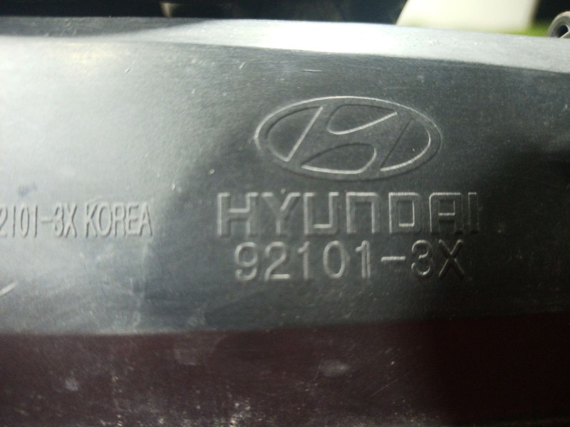 Recambio de faro izquierdo para hyundai elantra v sedán (md, ud) 1.6 referencia OEM IAM 921013 921013 921013