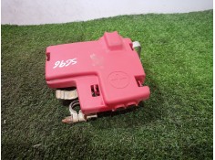 Recambio de caja reles / fusibles para renault master iii furgoneta (fv) 2.3 dci 130 rwd (fv01, fv10, fv11, fv12) referencia OEM 2