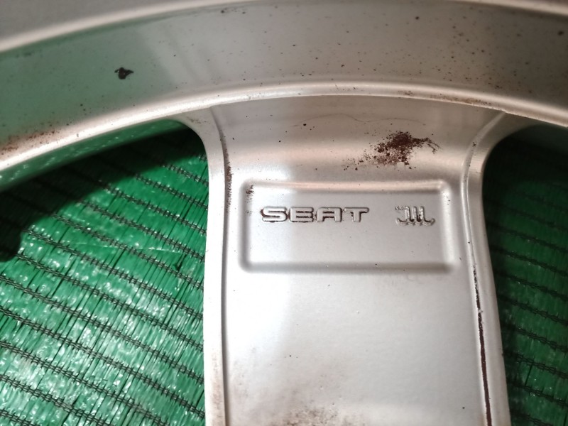 Recambio de juego llantas para seat leon (1p1) 2.0 tdi 16v referencia OEM IAM   