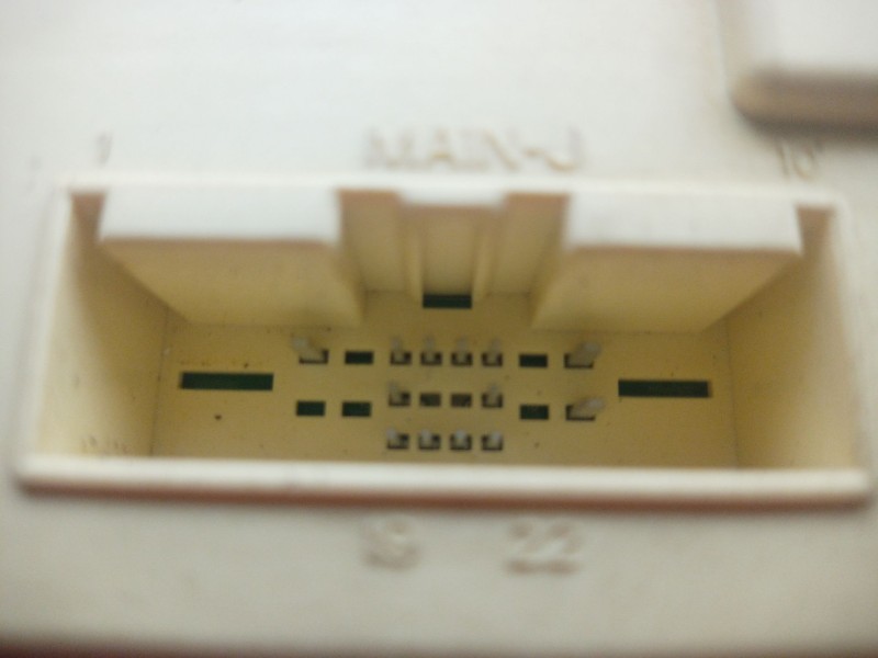 Recambio de caja reles / fusibles para ssangyong tivoli 1.6 referencia OEM IAM   