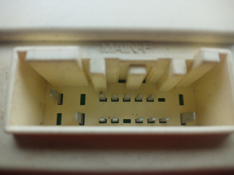 Recambio de caja reles / fusibles para ssangyong tivoli 1.6 referencia OEM IAM   