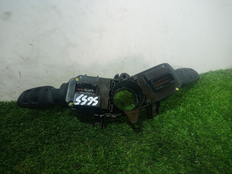 Recambio de mando multifuncion para ssangyong tivoli 1.6 referencia OEM IAM   