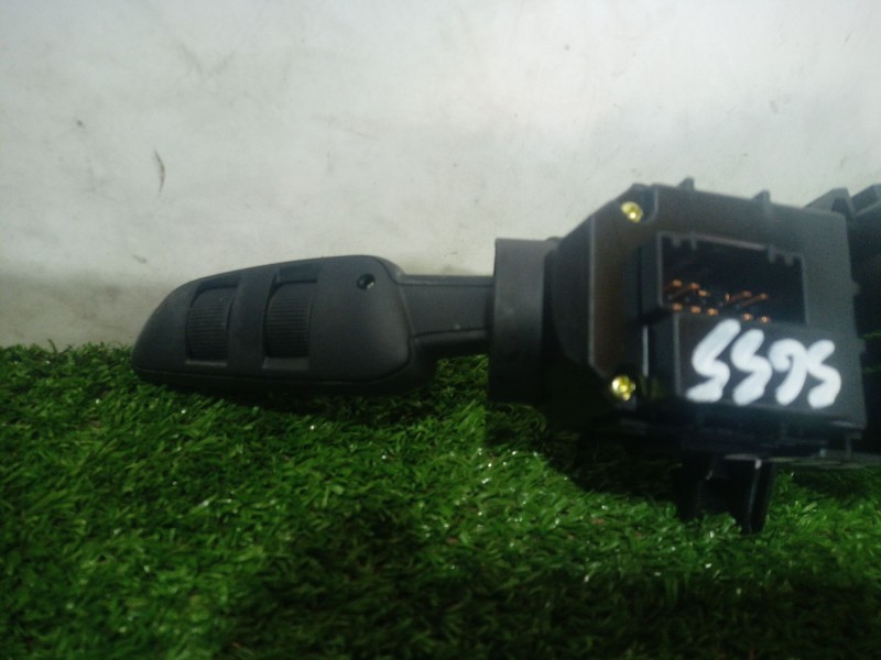 Recambio de mando multifuncion para ssangyong tivoli 1.6 referencia OEM IAM   