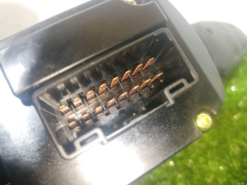 Recambio de mando multifuncion para ssangyong tivoli 1.6 referencia OEM IAM   