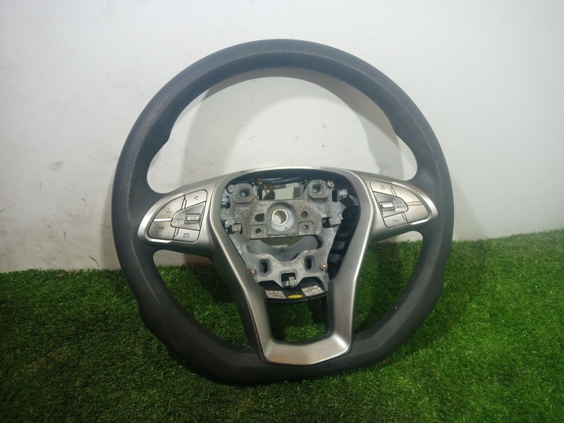 Recambio de volante para ssangyong tivoli 1.6 referencia OEM IAM   