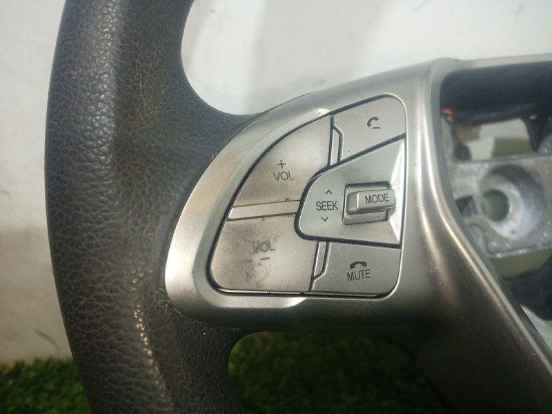 Recambio de volante para ssangyong tivoli 1.6 referencia OEM IAM   