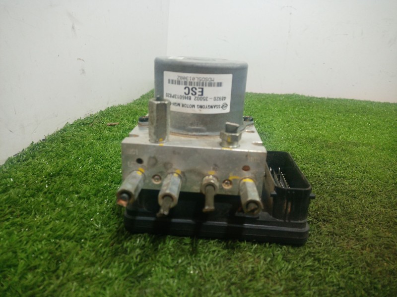 Recambio de abs para ssangyong tivoli 1.6 referencia OEM IAM 4892035002 4892035002 A2C12847600