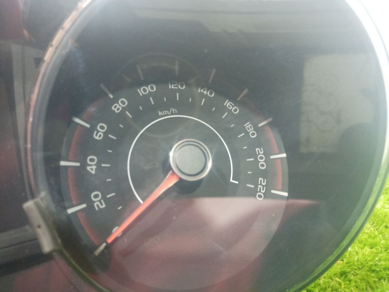 Recambio de cuadro instrumentos para ssangyong tivoli 1.6 referencia OEM IAM 80210350 80210350 80210350