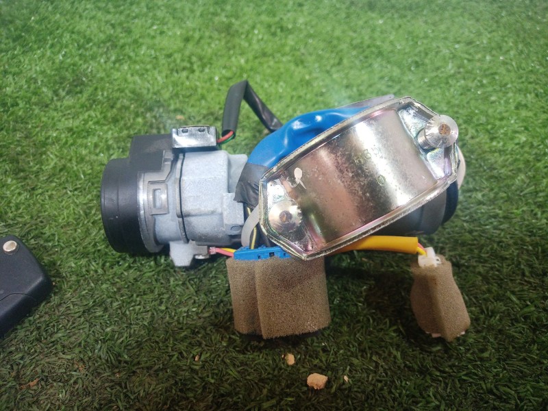 Recambio de conmutador de arranque para ssangyong tivoli 1.6 referencia OEM IAM   