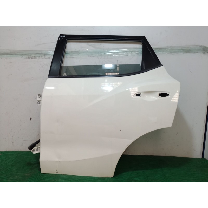 Recambio de puerta trasera izquierda para ssangyong tivoli 1.6 referencia OEM IAM SINREF SIN REF SIN REF