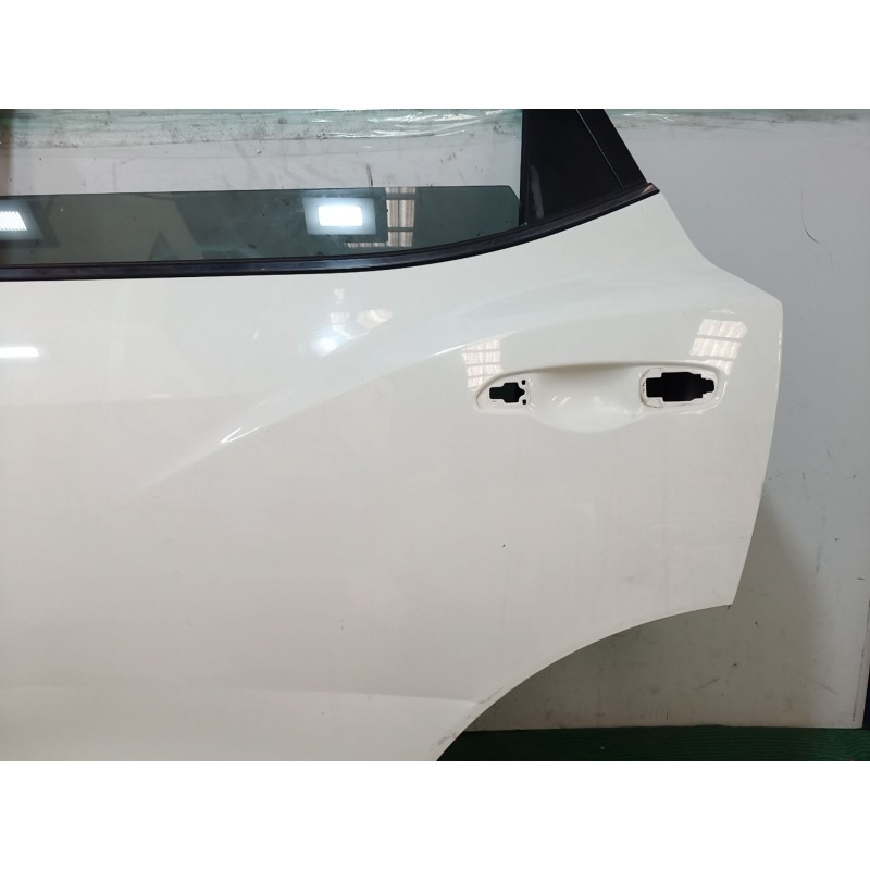 Recambio de puerta trasera izquierda para ssangyong tivoli 1.6 referencia OEM IAM SINREF SIN REF SIN REF