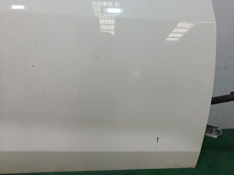 Recambio de puerta delantera derecha para ssangyong tivoli 1.6 referencia OEM IAM SINREF SIN REF SIN REF