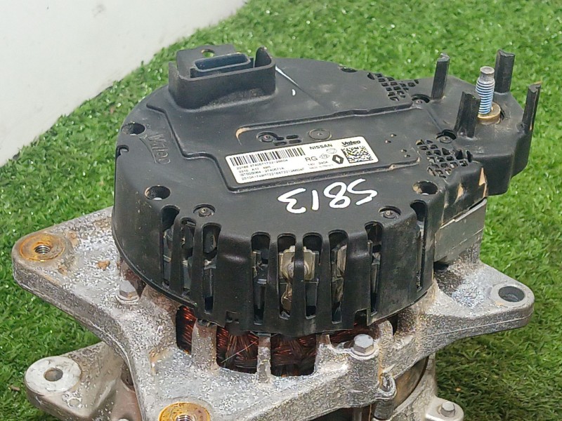 Recambio de alternador para nissan qashqai iii (j12) 1.3 dig-t referencia OEM IAM 2310A1749R 2310A1749R 2310A1749R