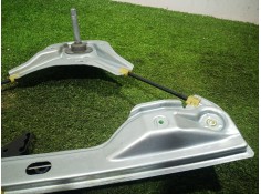 Recambio de elevalunas trasero derecho para opel zafira tourer c (p12) 1.6 cdti (75) referencia OEM IAM 13260140 13260140 132601 2