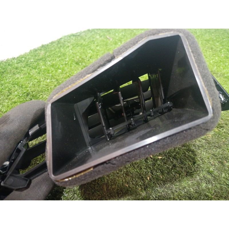 Recambio de rejilla aireadora para ford focus iii 1.0 ecoboost referencia OEM IAM   