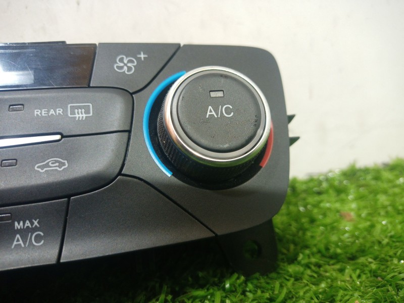 Recambio de mando climatizador para ford focus iii 1.0 ecoboost referencia OEM IAM   