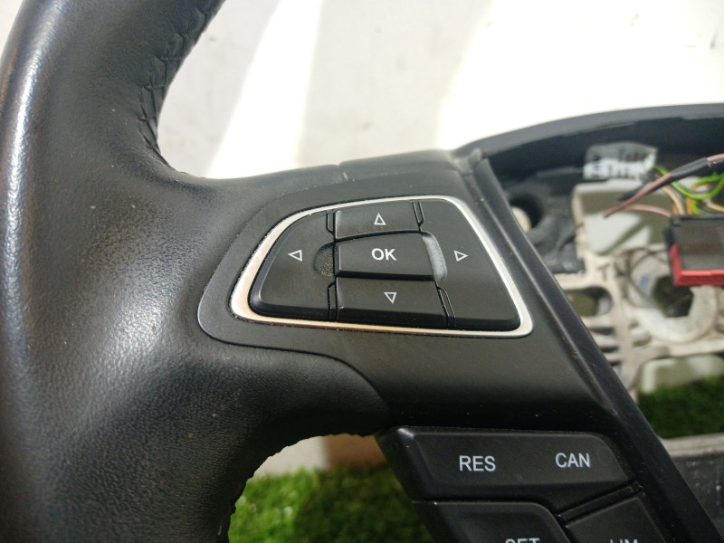 Recambio de volante para ford focus iii 1.0 ecoboost referencia OEM IAM   