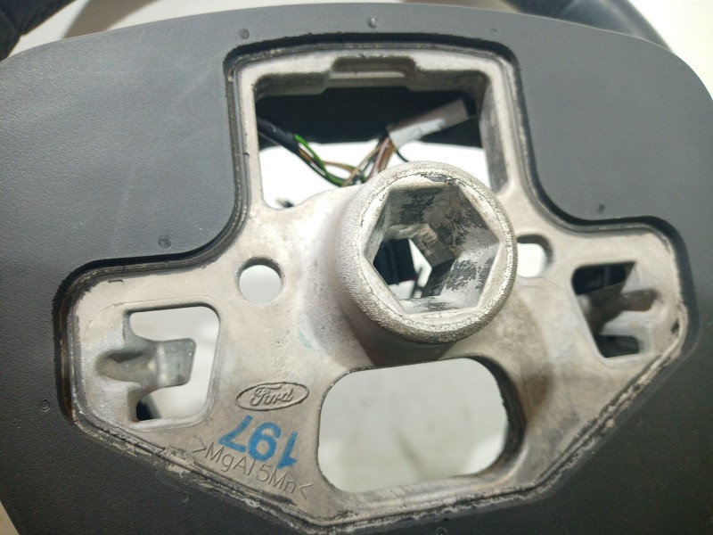 Recambio de volante para ford focus iii 1.0 ecoboost referencia OEM IAM   