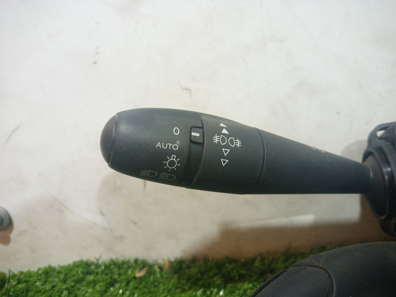 Recambio de mando multifuncion para peugeot 5008 (0u_, 0e_) 1.6 bluehdi 120 referencia OEM IAM   