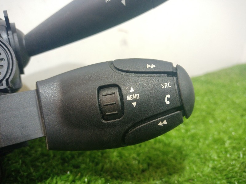 Recambio de mando multifuncion para peugeot 5008 (0u_, 0e_) 1.6 bluehdi 120 referencia OEM IAM   