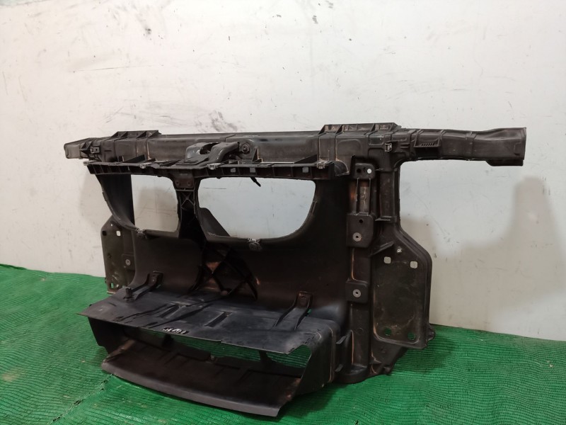 Recambio de panel frontal para bmw 1 (e87) 118 d referencia OEM IAM   