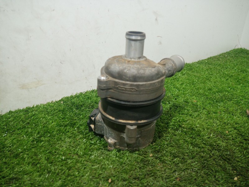 Recambio de bomba agua para audi q5 (fyb, fyg) 2.0 tdi quattro referencia OEM IAM   