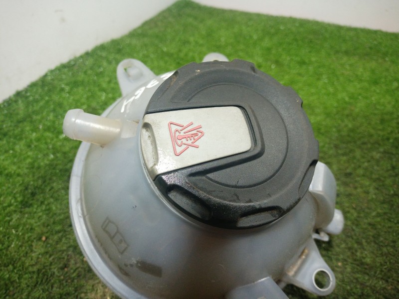 Recambio de deposito expansion para audi q5 (fyb, fyg) 2.0 tdi quattro referencia OEM IAM   