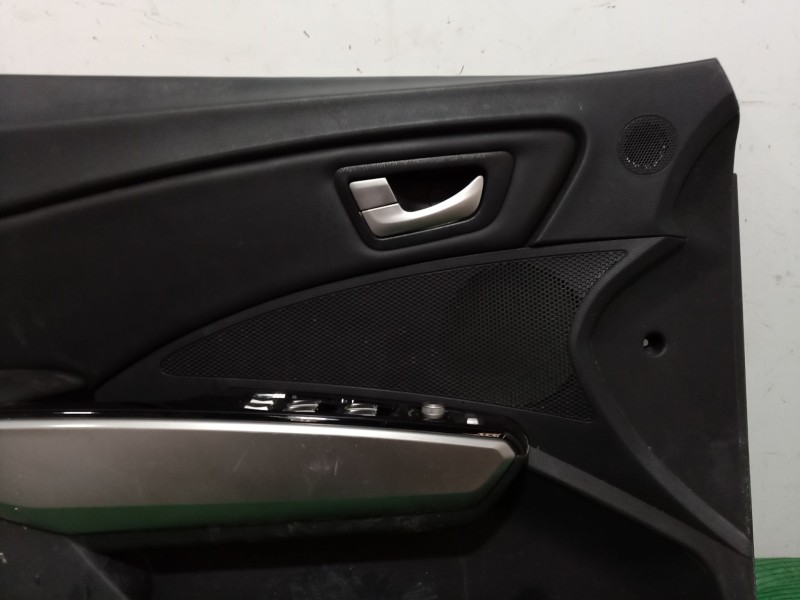 Recambio de guarnecido puerta delantera izquierda para ssangyong tivoli 1.6 referencia OEM IAM   