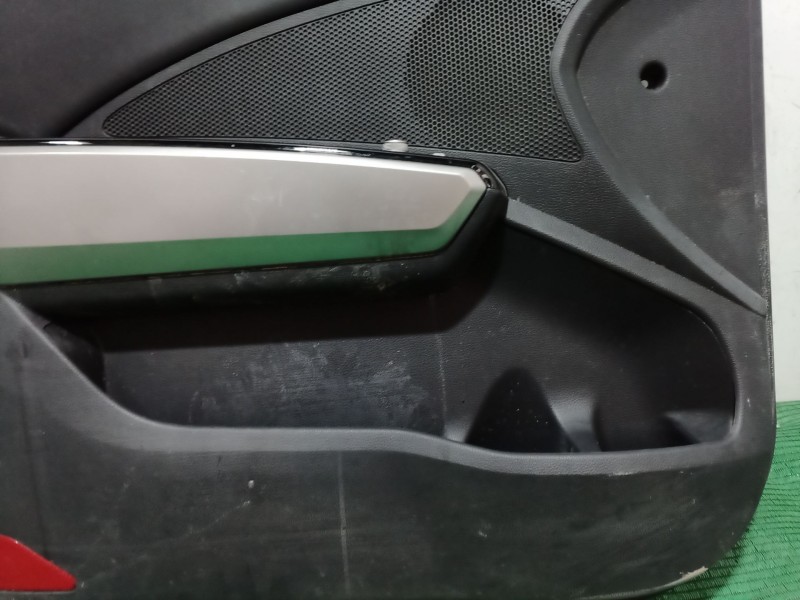 Recambio de guarnecido puerta delantera izquierda para ssangyong tivoli 1.6 referencia OEM IAM   