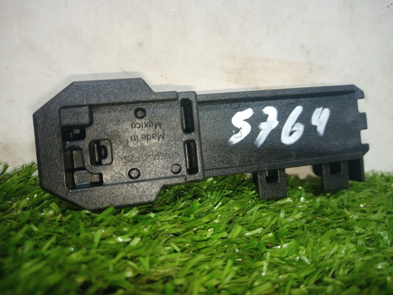 Recambio de antena para audi q5 (fyb, fyg) 2.0 tdi quattro referencia OEM IAM 80A907247A 80A907247A 80A907247A