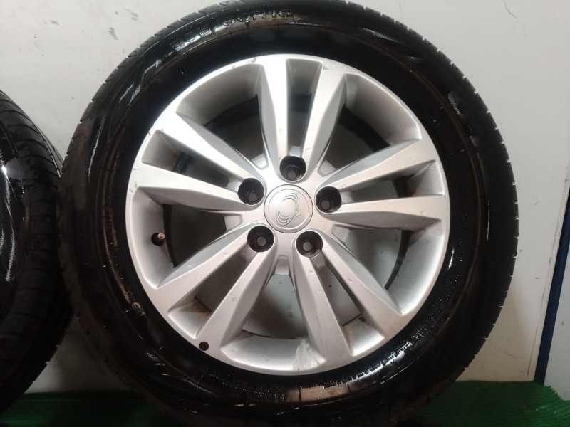 Recambio de juego llantas para ssangyong tivoli 1.6 referencia OEM IAM   