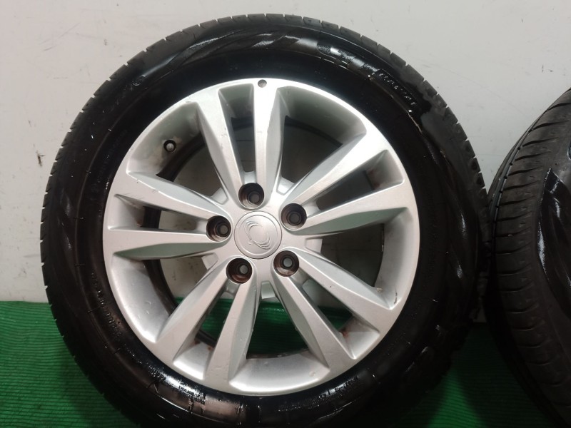 Recambio de juego llantas para ssangyong tivoli 1.6 referencia OEM IAM 4173035100 4173035100 4173035100