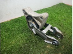 Recambio de soporte motor derecho para mercedes-benz cla coupé (c117) cla 180 (117.342) referencia OEM IAM A2462400809 A24624008
