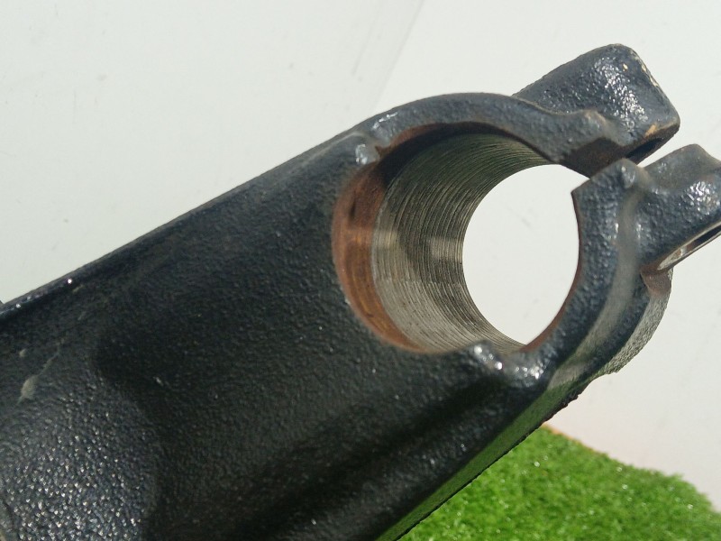 Recambio de mangueta delantera izquierda para bmw x3 (f25) xdrive 20 d referencia OEM IAM   