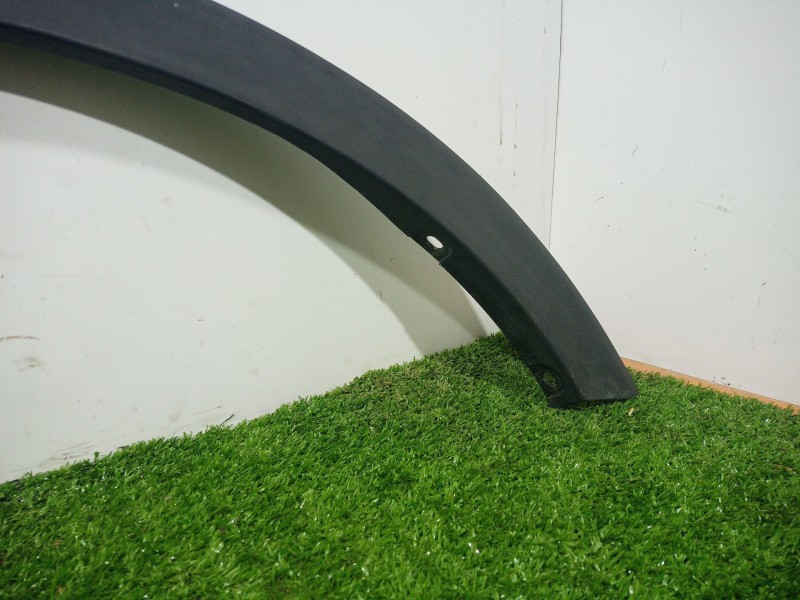 Recambio de aletin trasero izquierdo para ssangyong tivoli 1.6 referencia OEM IAM 7953035 7953035 7953035