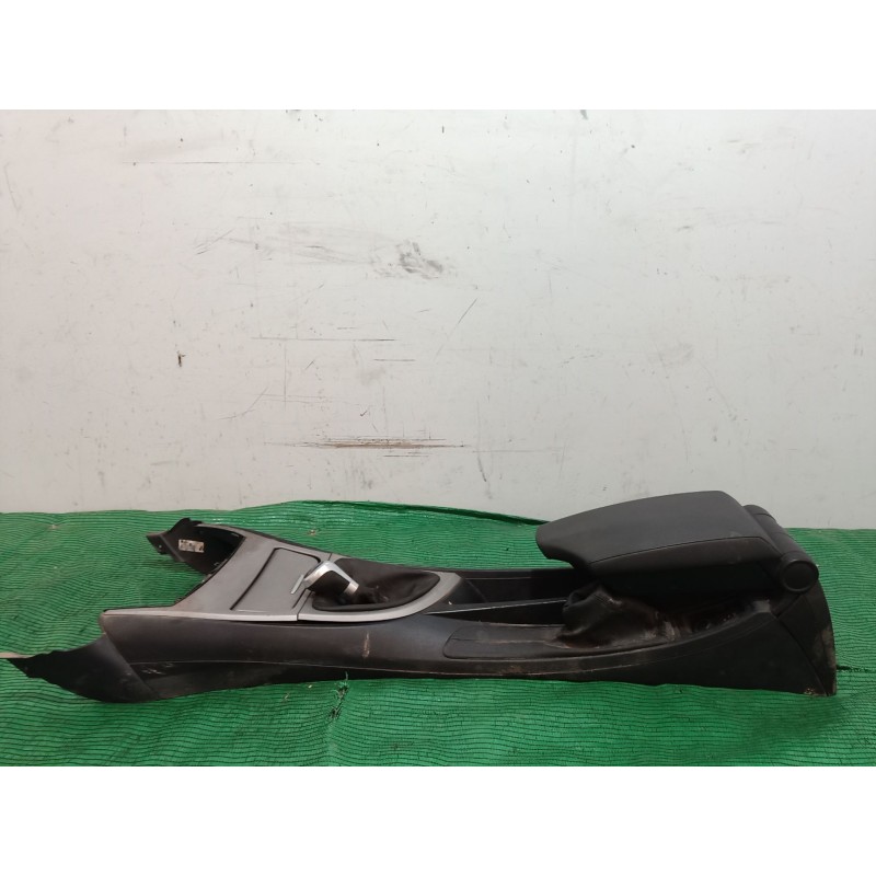 Recambio de consola central trasera para bmw 1 (e87) 118 d referencia OEM IAM   