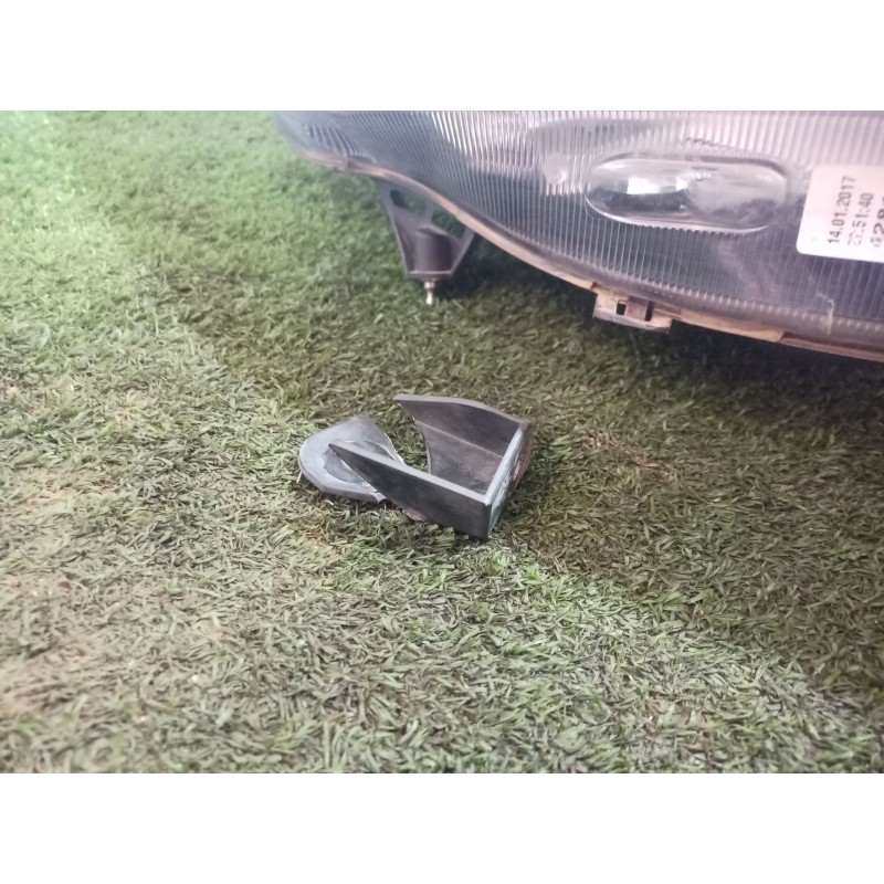 Recambio de faro derecho para ford b-max (jk) 1.5 tdci referencia OEM IAM   