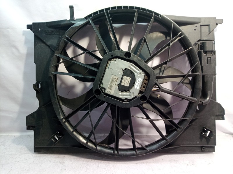Recambio de electroventilador para mercedes-benz clase cls (w219) 500 (219.375) referencia OEM IAM A2115001693 A2115001693 A2115