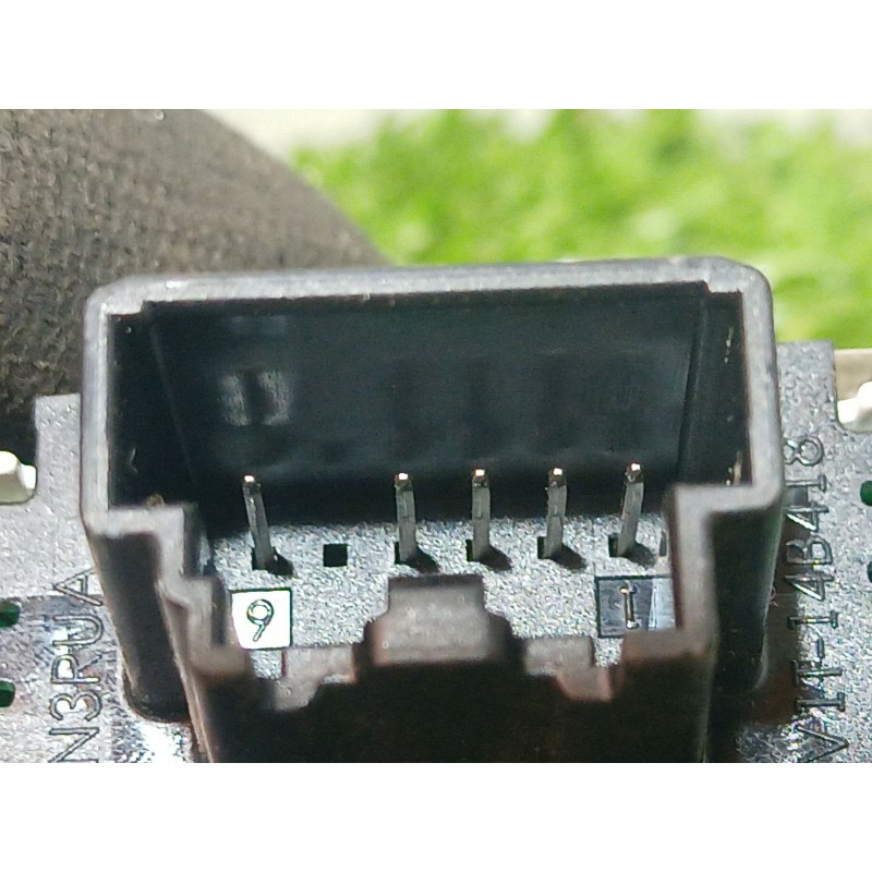 Recambio de modulo electronico para ford b-max (jk) 1.5 tdci referencia OEM IAM AV1T14B418 AV1T14B418 10090035