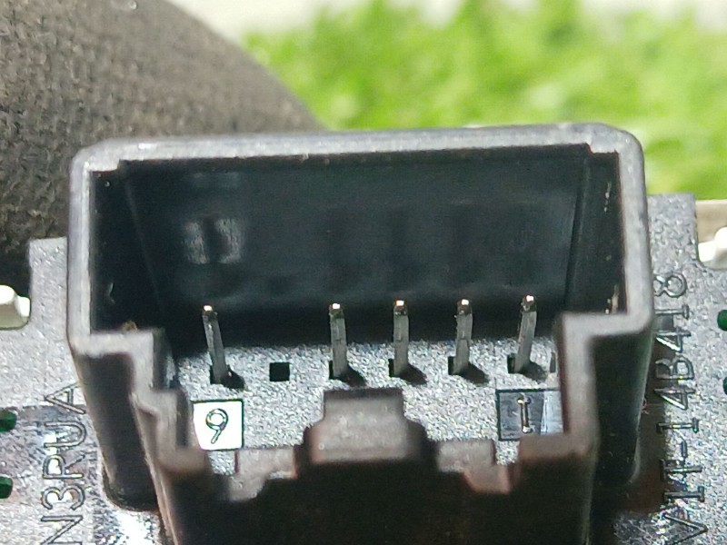 Recambio de modulo electronico para ford b-max (jk) 1.5 tdci referencia OEM IAM AV1T14B418 AV1T14B418 10090035