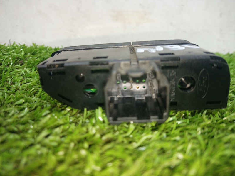 Recambio de modulo electronico para ford b-max (jk) 1.5 tdci referencia OEM IAM AV1T15A860 AV1T15A860 AV1T15A860