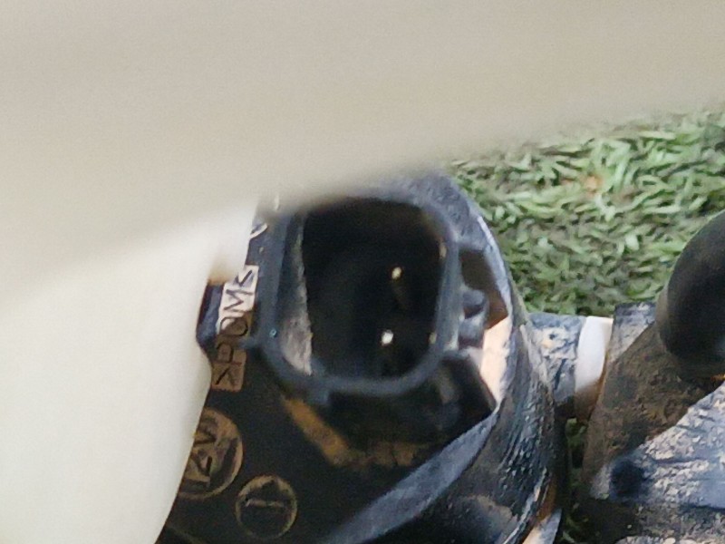 Recambio de deposito limpia para ford b-max (jk) 1.5 tdci referencia OEM IAM 8A6117B613AG 8A6117B613AG 8A6117B613AG